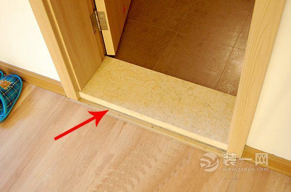 卫生间过门石高度|安装|防水全解 卫生间过门石效果图 第2张