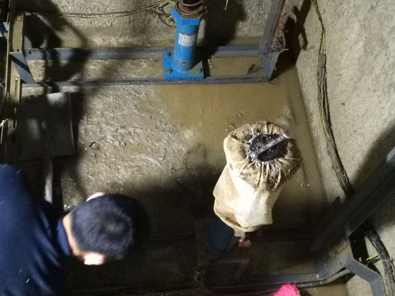电梯井漏水防水堵漏