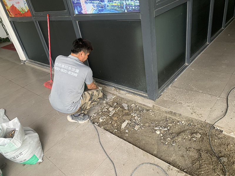 房屋走廊渗漏水